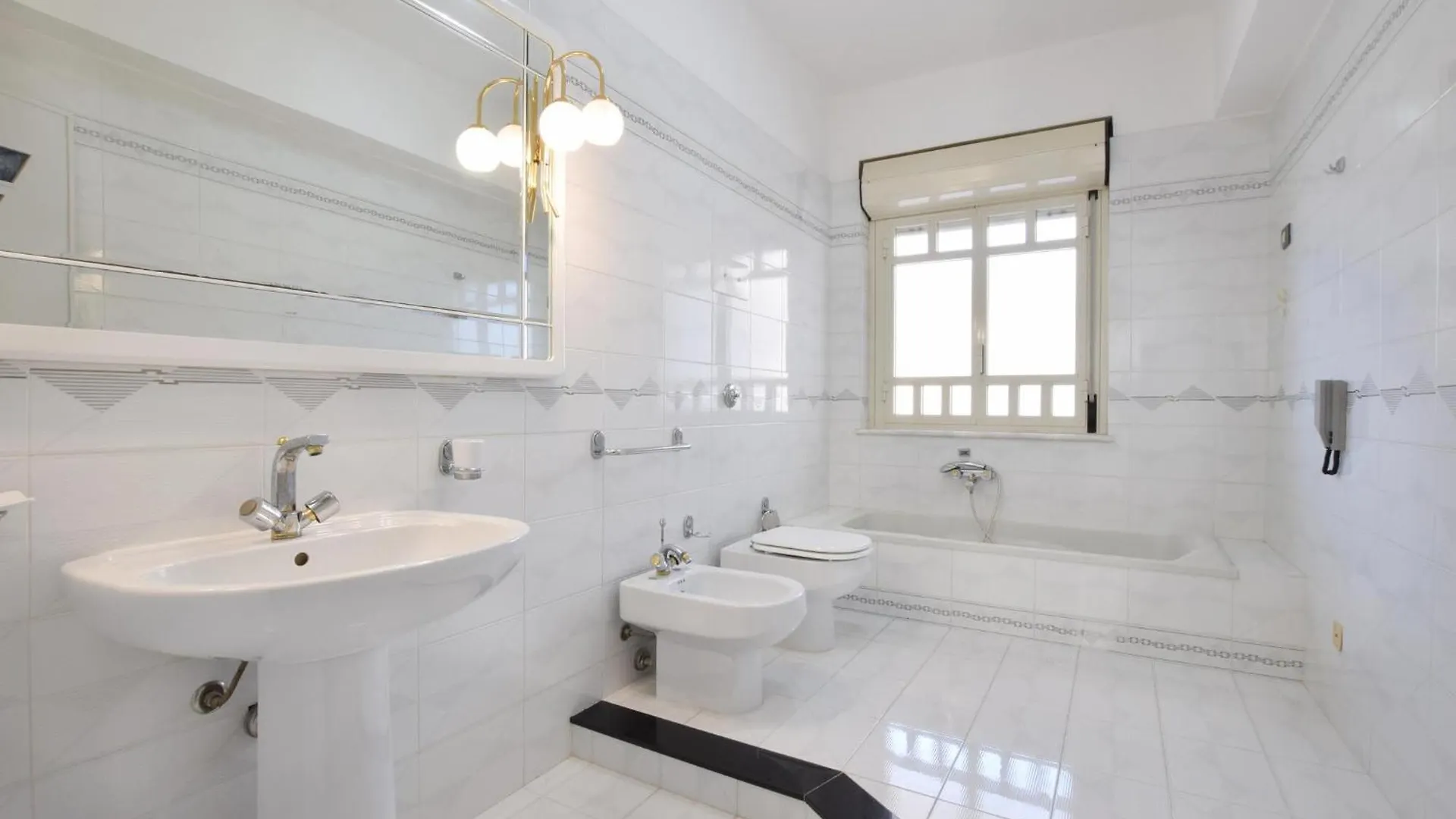 3 Bedroom Pet Friendly Apartment In Casteldaccia 0*,  Italy