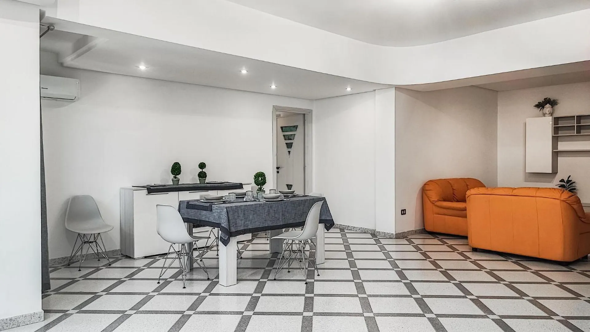 3 Bedroom Pet Friendly Apartment In Casteldaccia