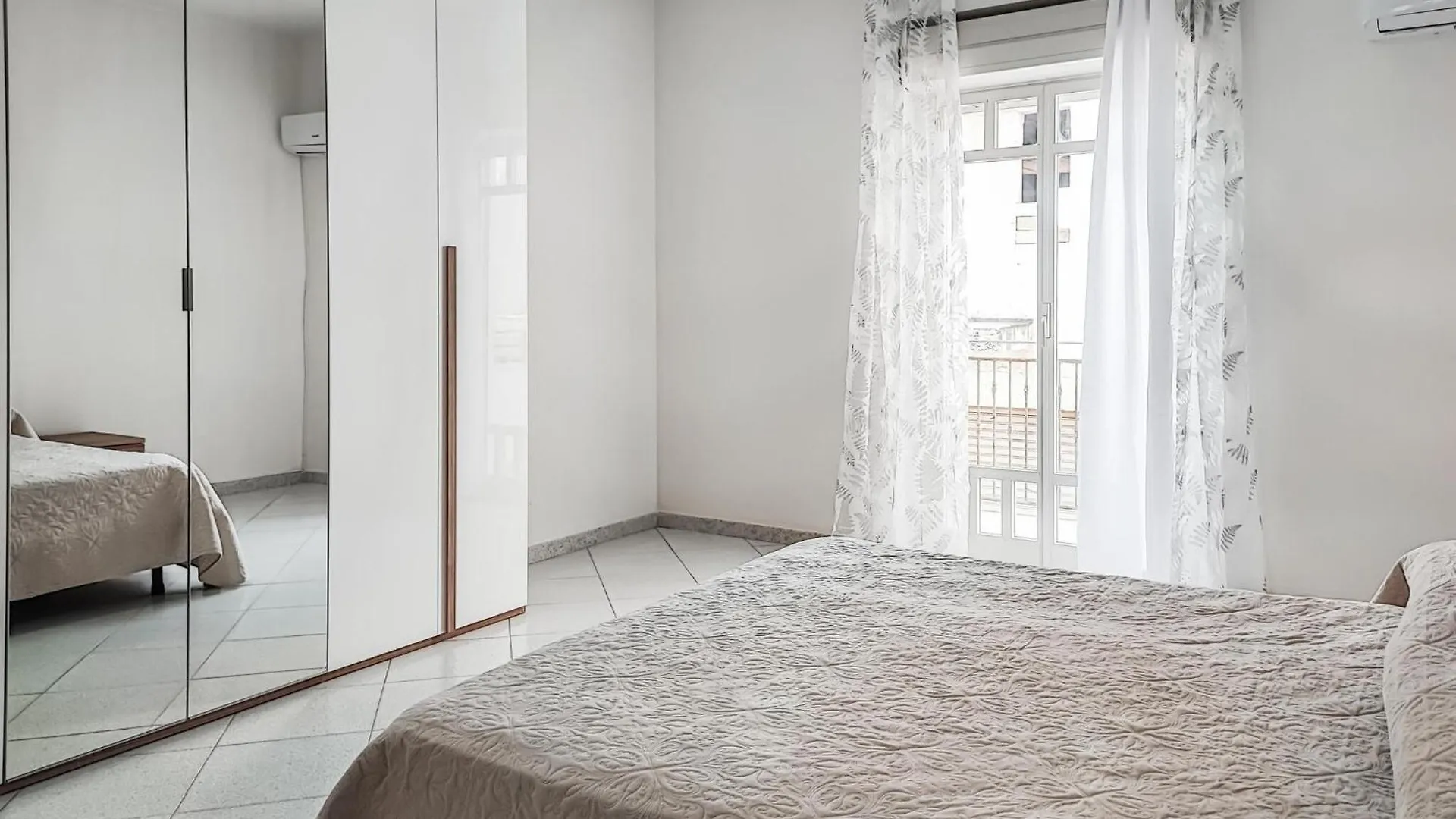 3 Bedroom Pet Friendly Apartment In Casteldaccia