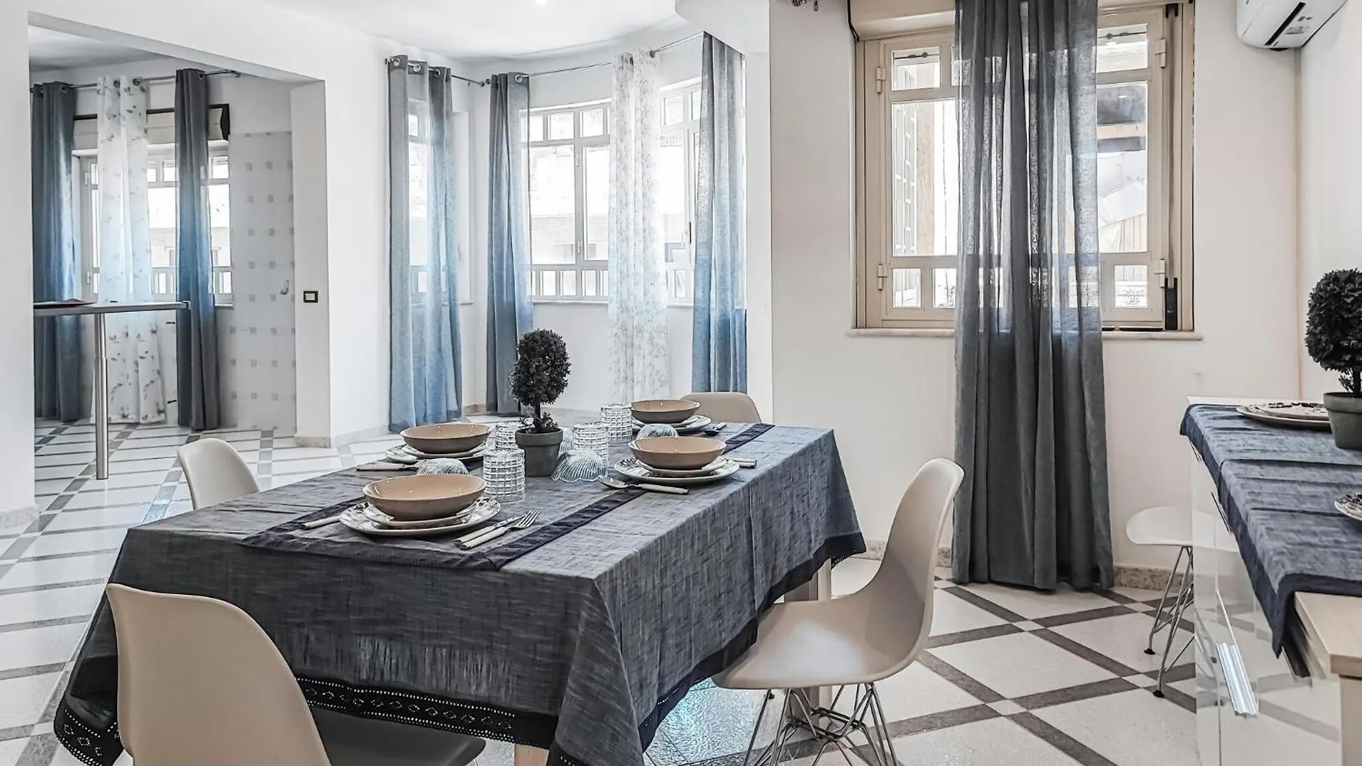 3 Bedroom Pet Friendly Apartment In Casteldaccia