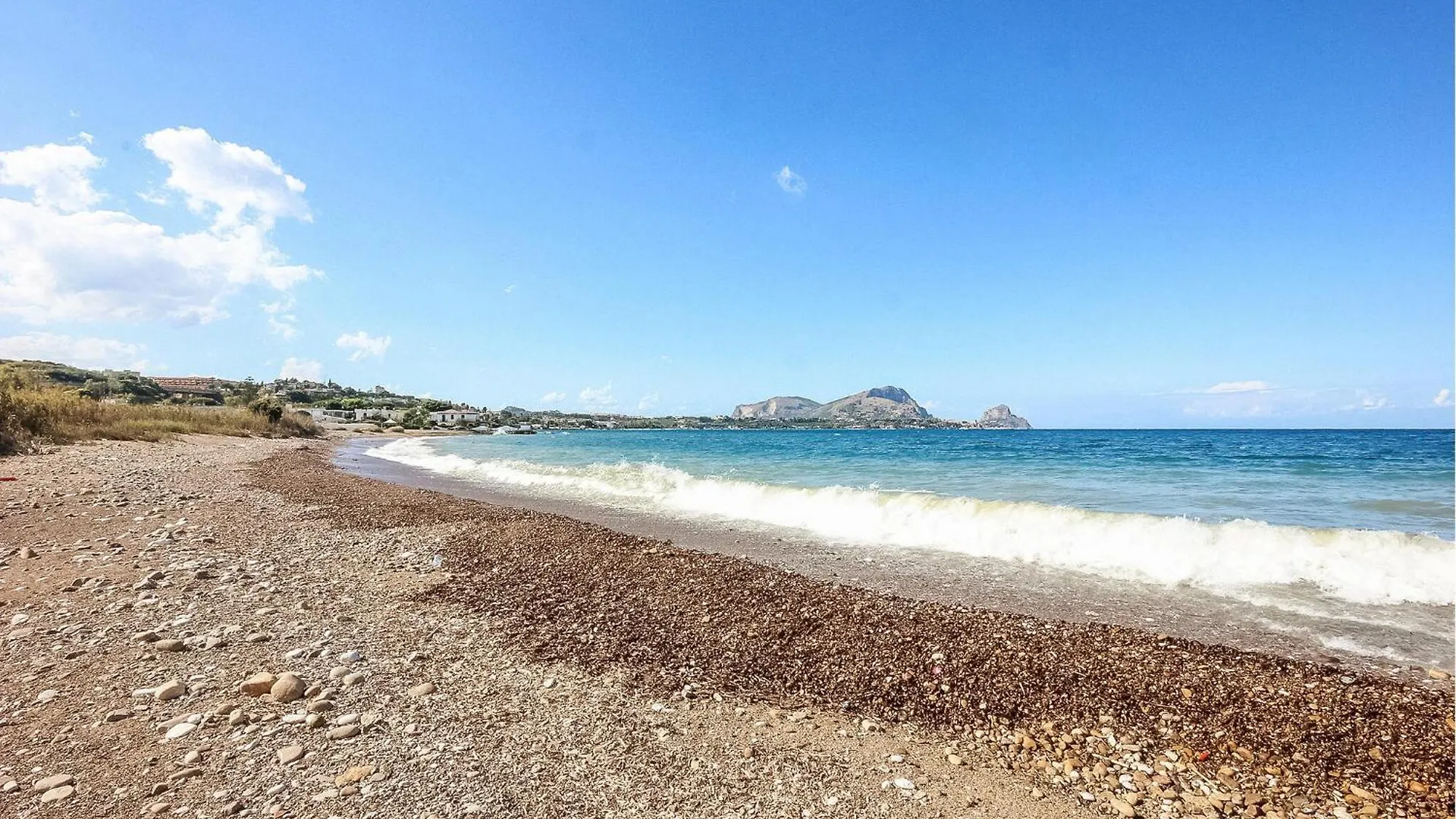 3 Bedroom Pet Friendly Apartment In Casteldaccia